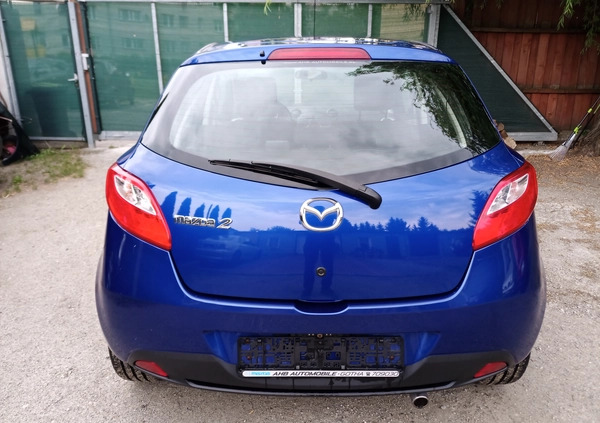 Mazda 2 cena 14500 przebieg: 117000, rok produkcji 2008 z Bielawa małe 106